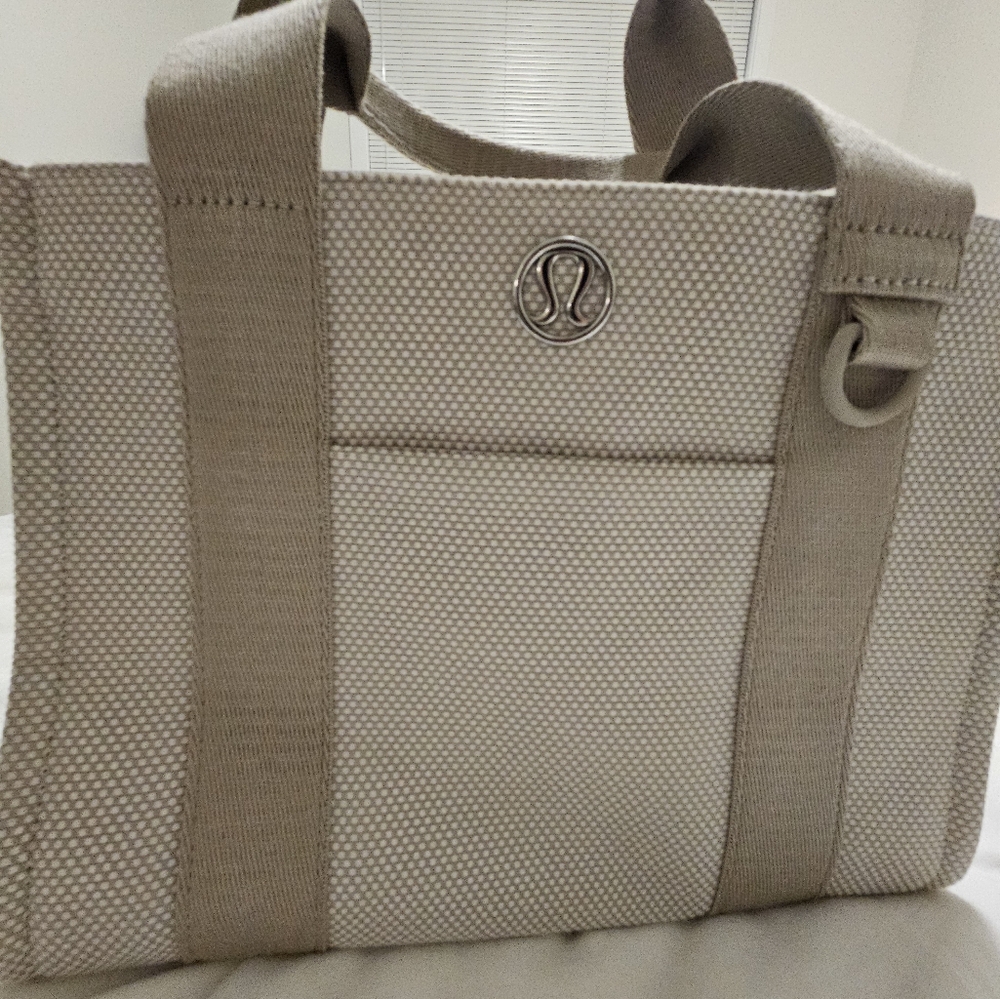 lululemon athletica Tan Tote Bag